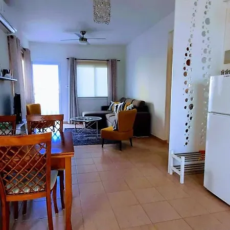 Sunny Villa